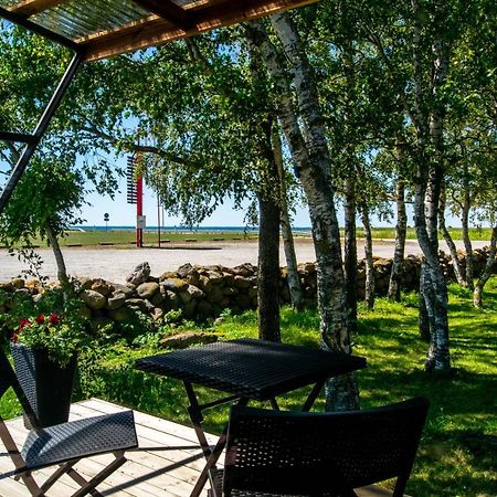 Modern Sea View Apartments By Villa Kuus Solme Kuressaare Esterno foto
