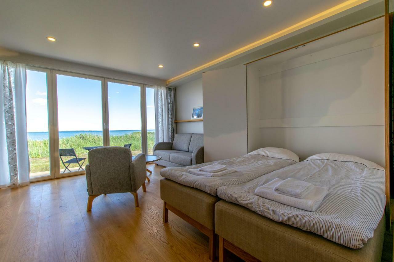 Modern Sea View Apartments By Villa Kuus Solme Kuressaare Esterno foto